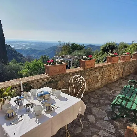 Stone House In Chiatri With Views Lucca