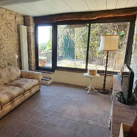 Stone House In Chiatri With Views Prázdninový dům