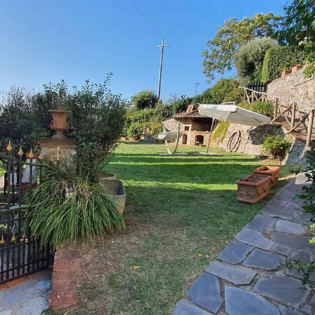 Stone House In Chiatri With Views Semesterbostad *