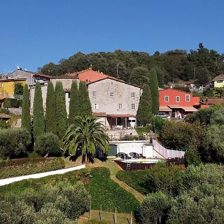 Semesterbostad Stone House In Chiatri With Views Lucca