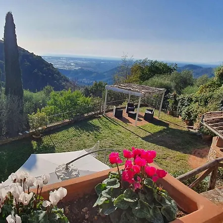 Stone House In Chiatri With Views Prázdninový dům